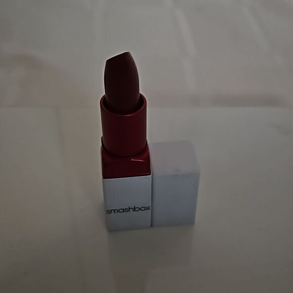 Smashbox lipstick Disorderly Burgundy - Picture 10 of 16